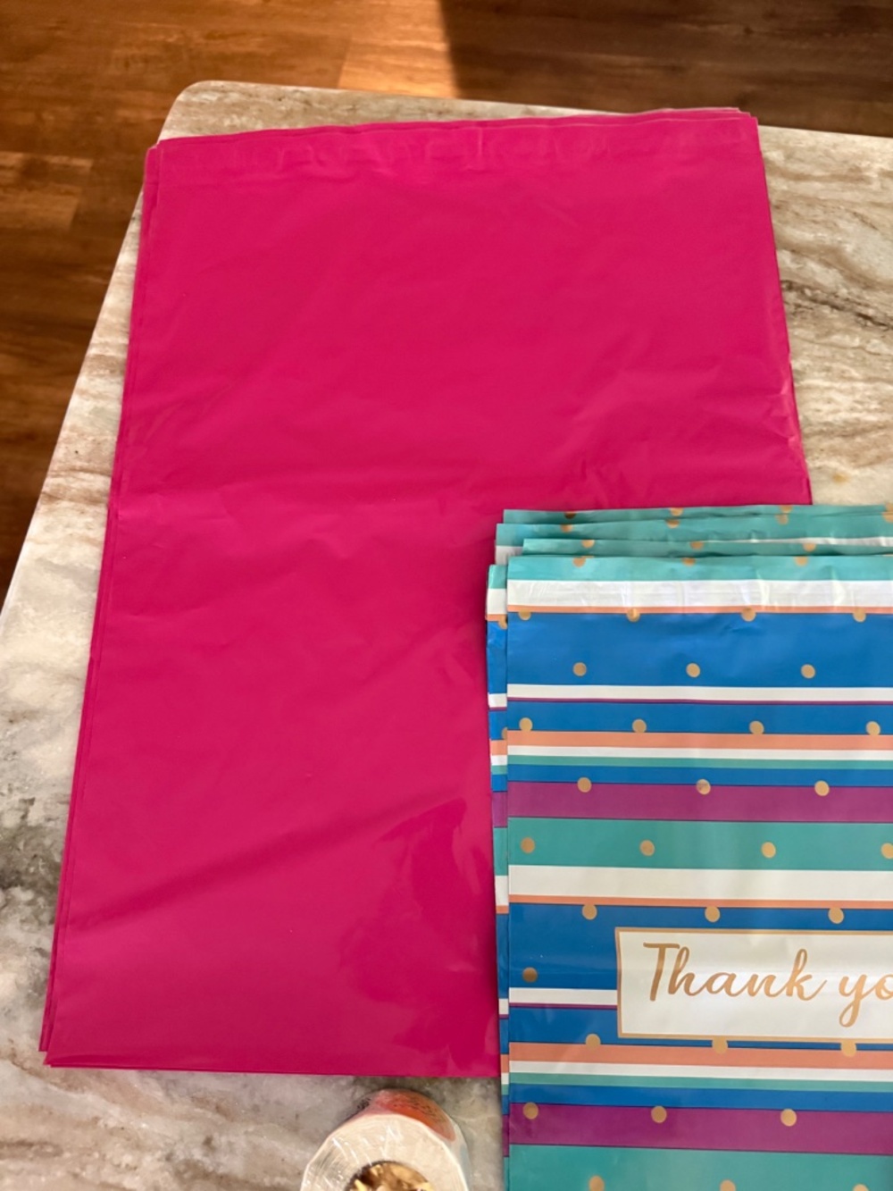POLY Mailers Bundle - 30(10 x 13), 20(14.5x19), 500 Thank You Stickers, 20 Cards - Picture 5 of 6